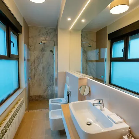 Arbans Cosy Modern In The Center