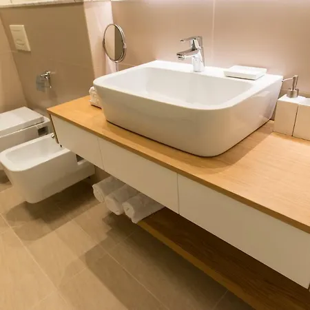 Arbans Cosy Modern In The Center *