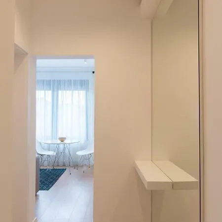 Arbans Cosy Modern In The Center